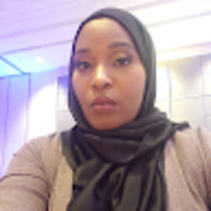 Meet your Posher, Amira